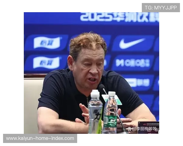 申花新帅斯卢茨基复盘战术 肯定外援组合潜力 申花新帅斯卢茨基复盘战术 肯定外援组合潜力